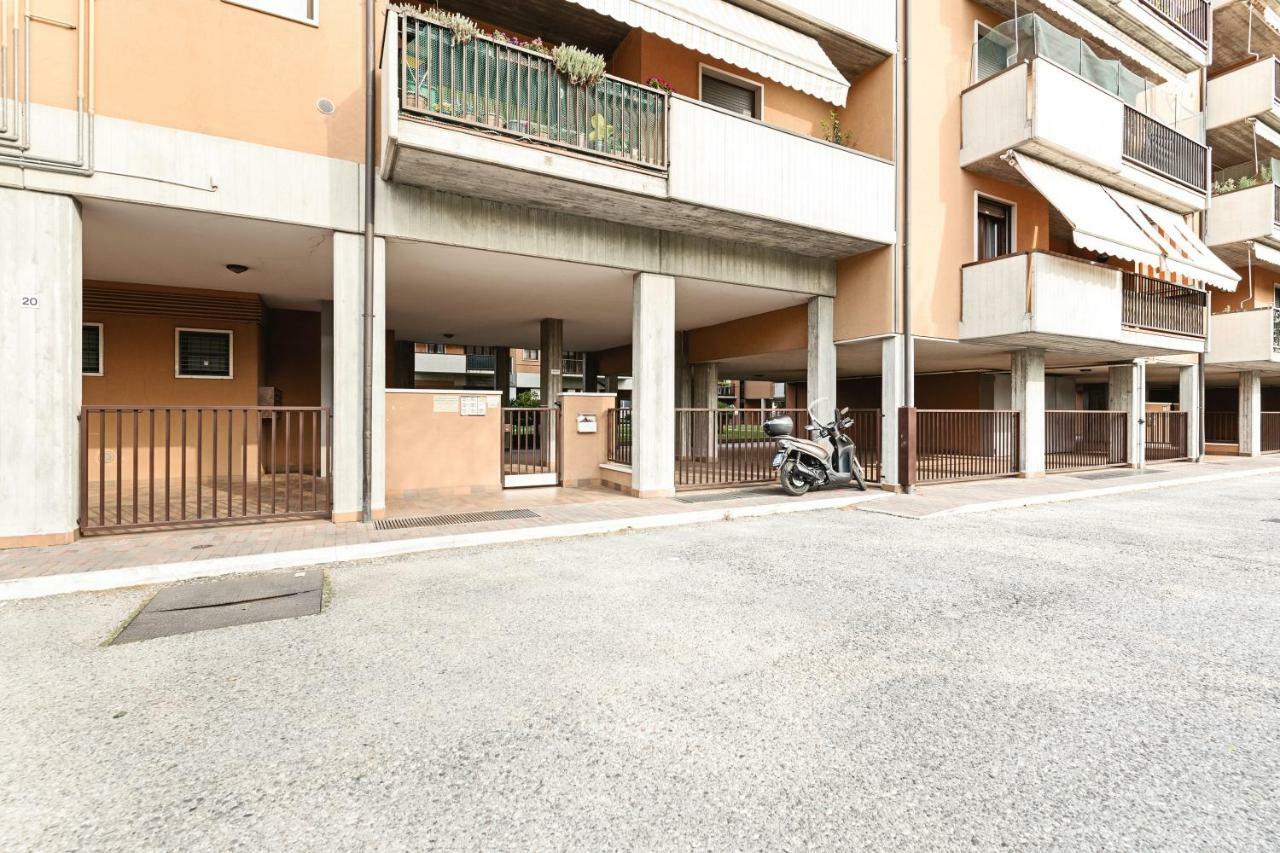 דירות ורונה Colourful Flat Borgo Roma מראה חיצוני תמונה