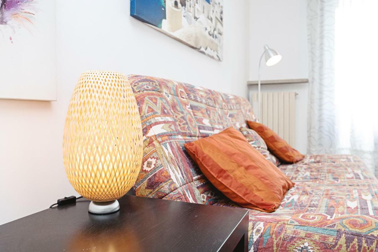 דירות ורונה Colourful Flat Borgo Roma מראה חיצוני תמונה