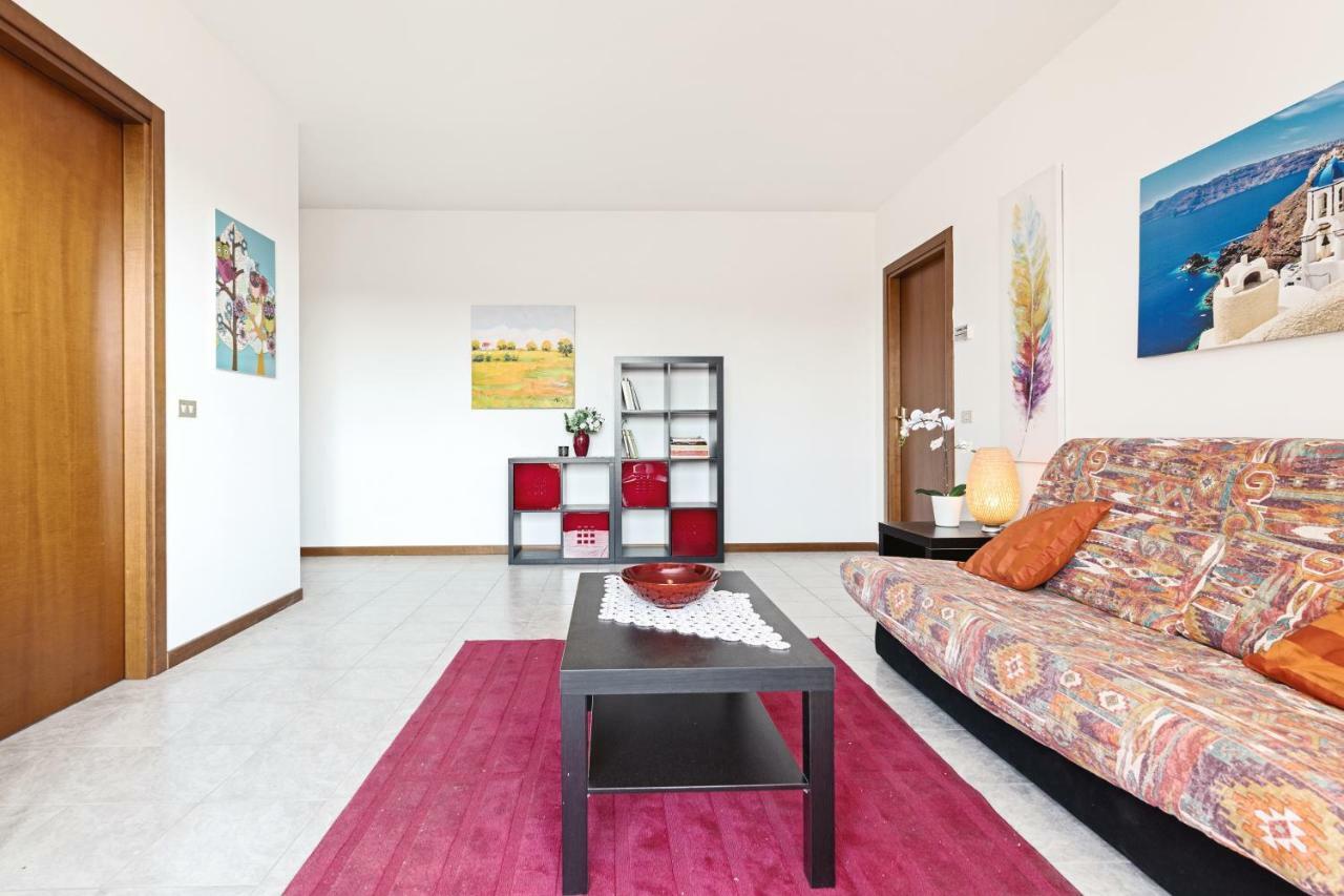 דירות ורונה Colourful Flat Borgo Roma מראה חיצוני תמונה